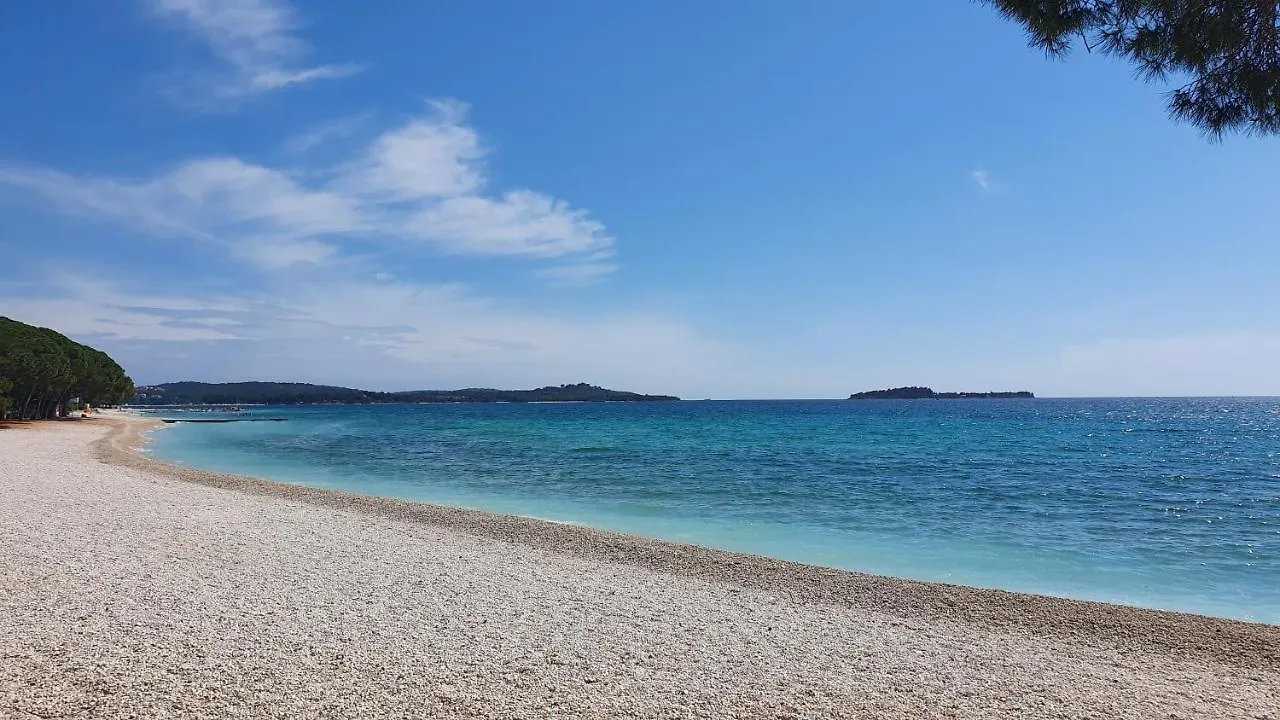 Vita Studio With Garden And Private Parking Villa Fazana Holiday home